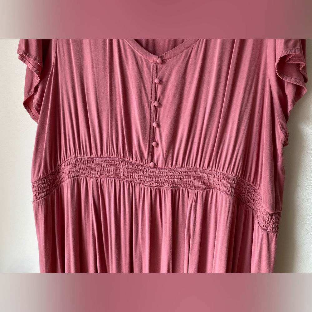 Torrid dusty rose long flowy dress with double front side slits - Picture 5 of 10